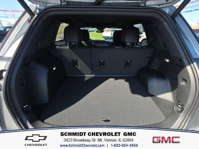 New 2026 Chevrolet Equinox RS w/ Convenience Package III image 9