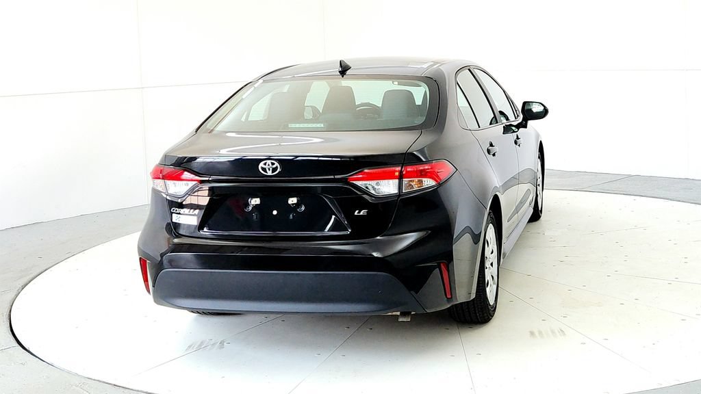 Certified 2024 Toyota Corolla LE FWD image 5