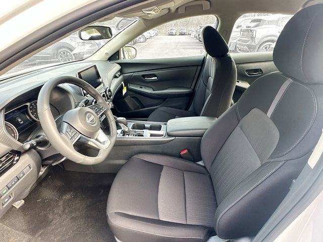 New 2025 Nissan Sentra SV w/ All-Weather Package image 9