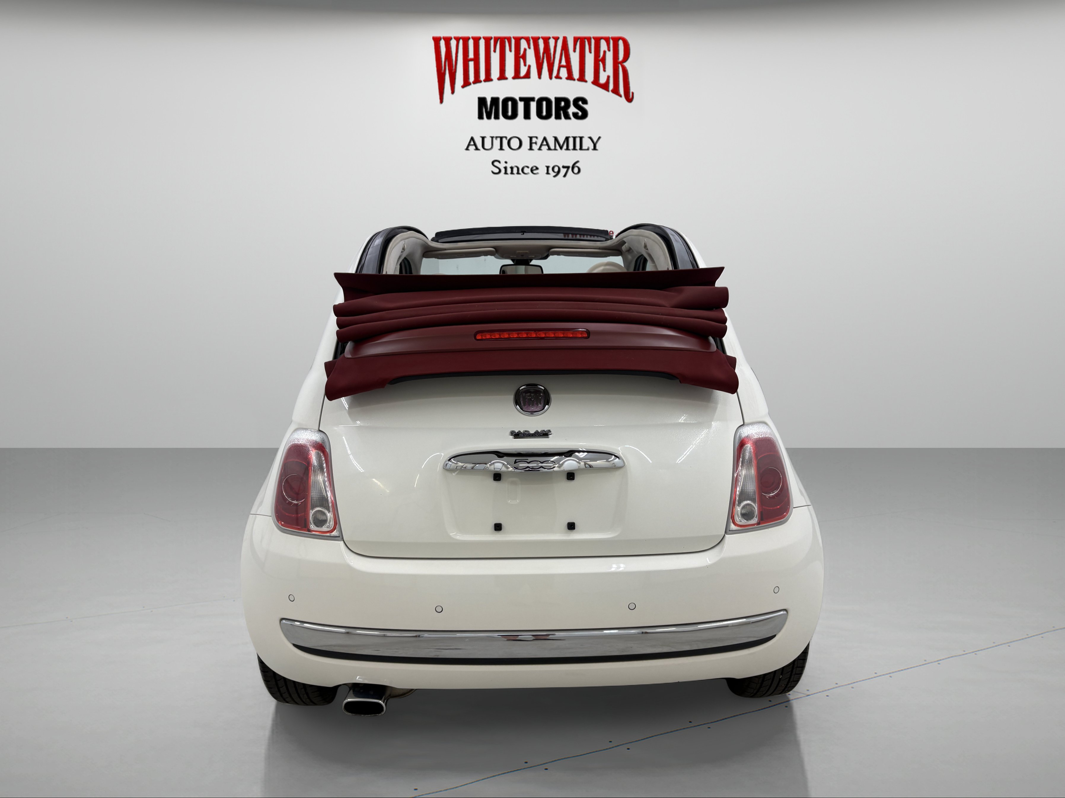 Used 2013 FIAT 500 Lounge w/ Luxury Leather Pkg FWD image 3