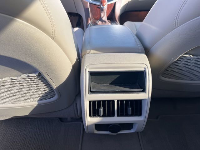 Used 2015 Cadillac SRX Luxury w/ Driver Awareness Package image 15
