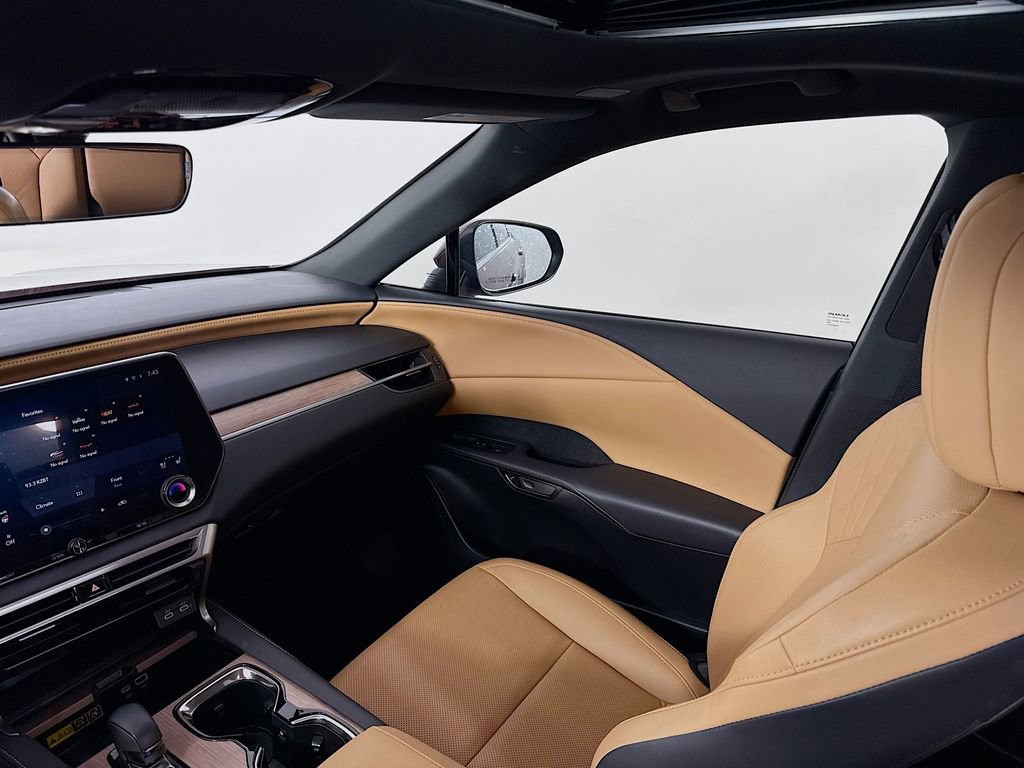 Used 2024 Lexus RX 350 Premium w/ Accessory Package (Z1) image 22