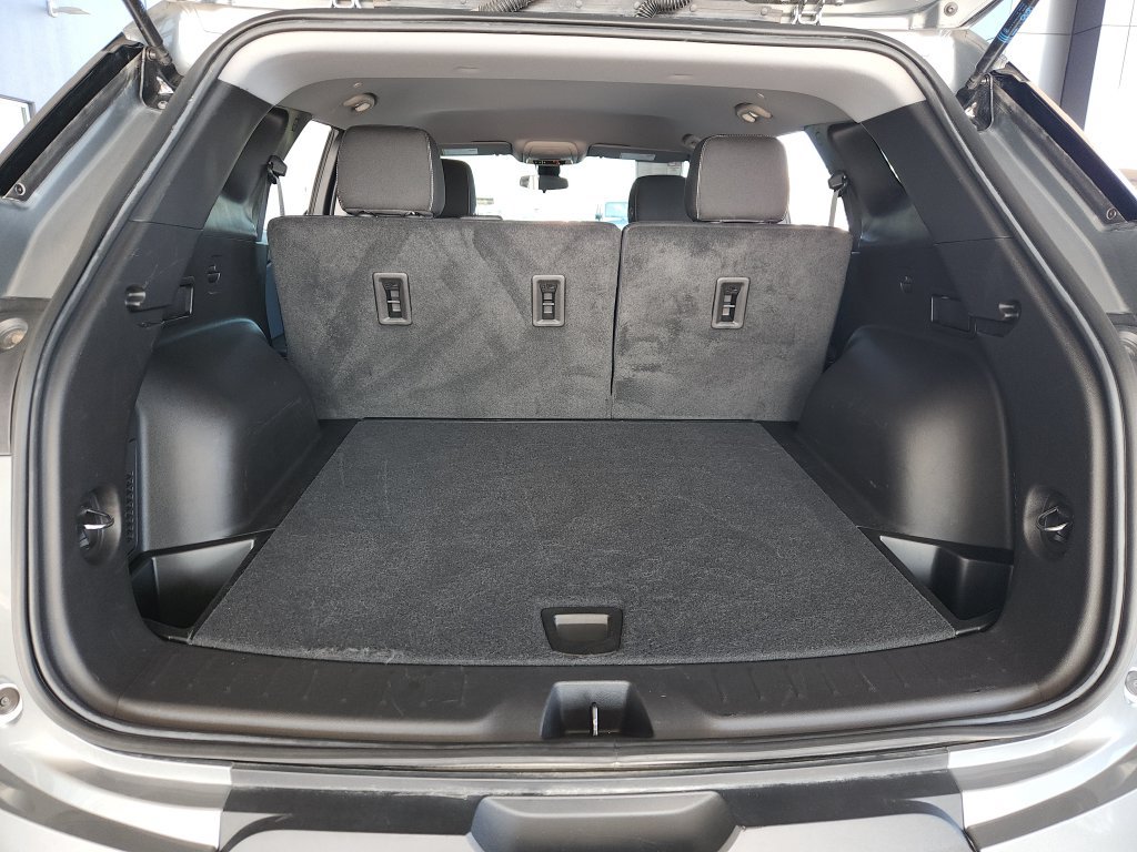 Used 2026 Chevrolet Blazer LT FWD image 14