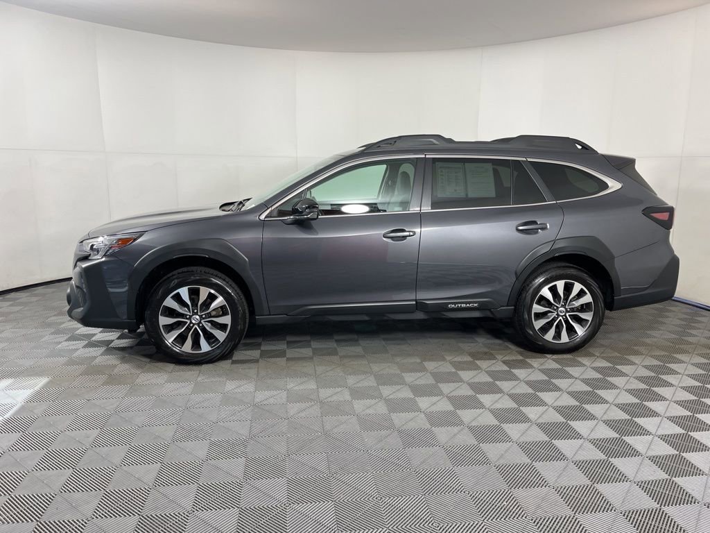 Used 2024 Subaru Outback Limited image 2
