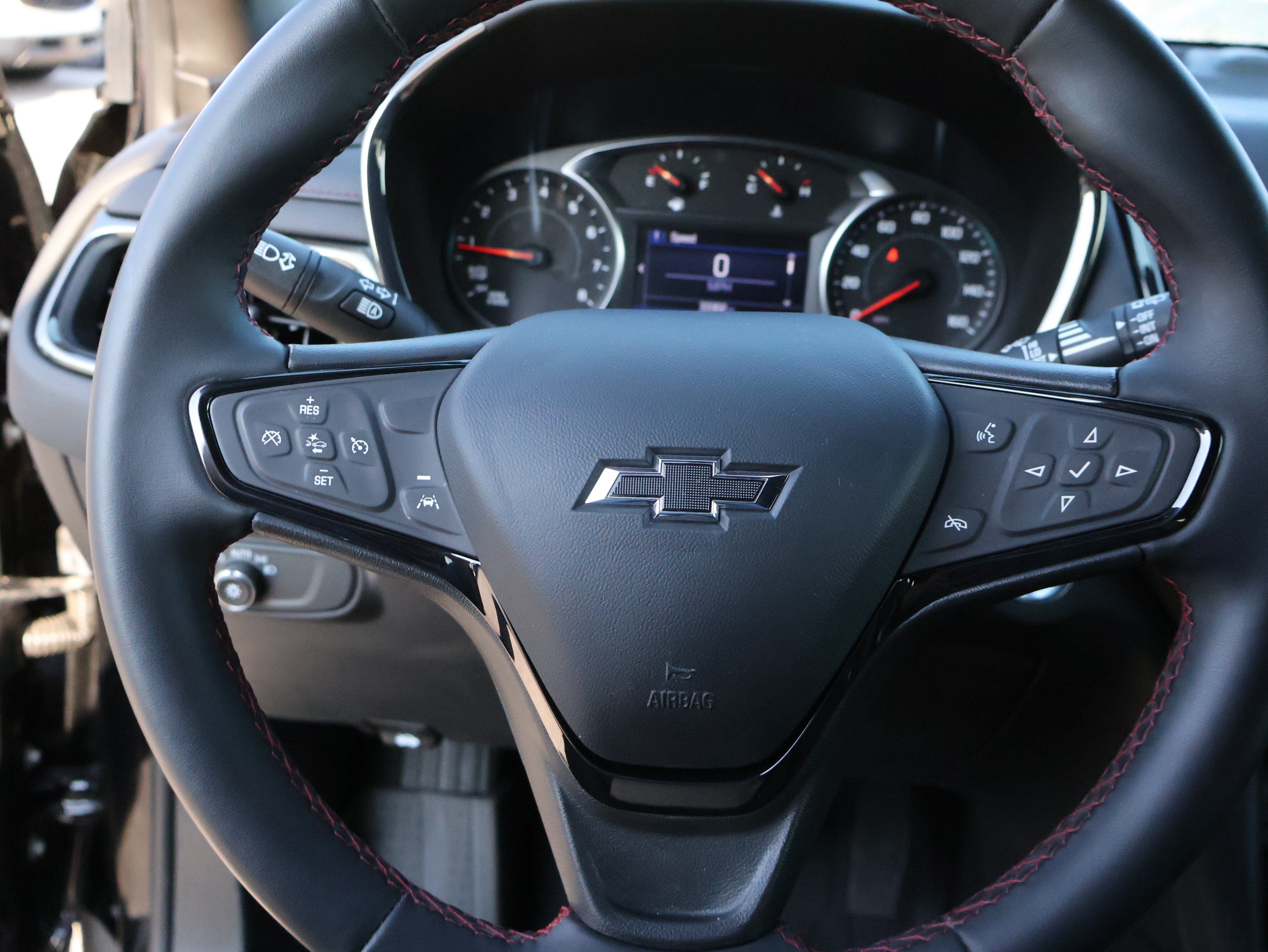 Used 2023 Chevrolet Equinox RS w/ LPO, Floor Liner Package AWD/4WD image 38