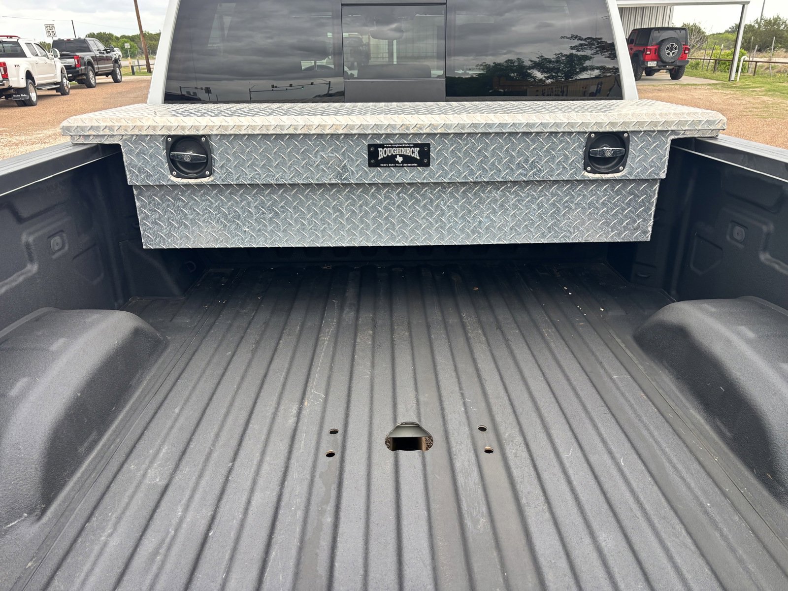 Used 2024 Chevrolet Silverado 2500 High Country w/ Technology Package image 5