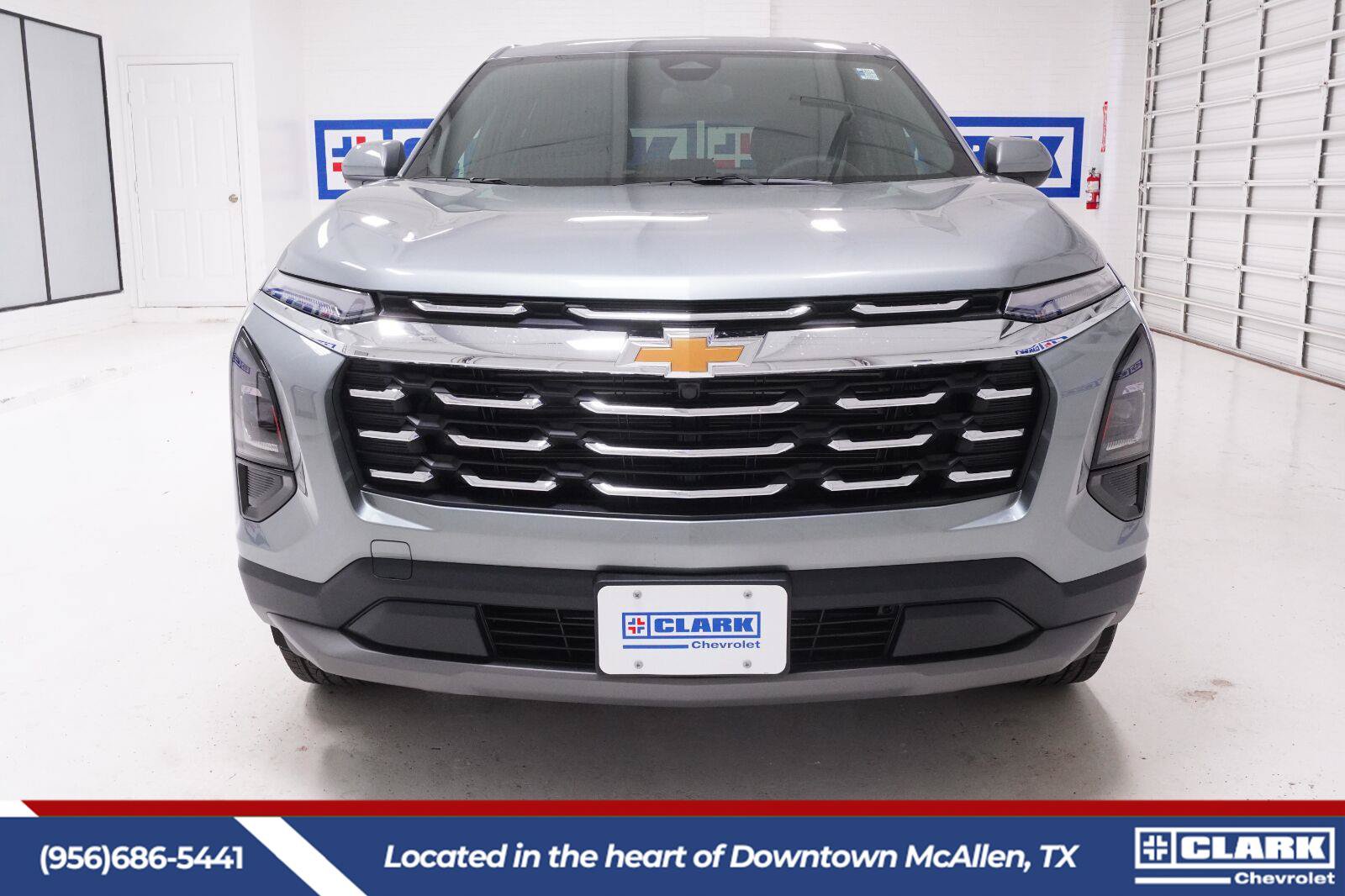 New 2027 Chevrolet Equinox LT FWD image 2