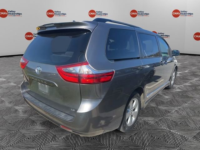 Used 2020 Toyota Sienna LE FWD image 4