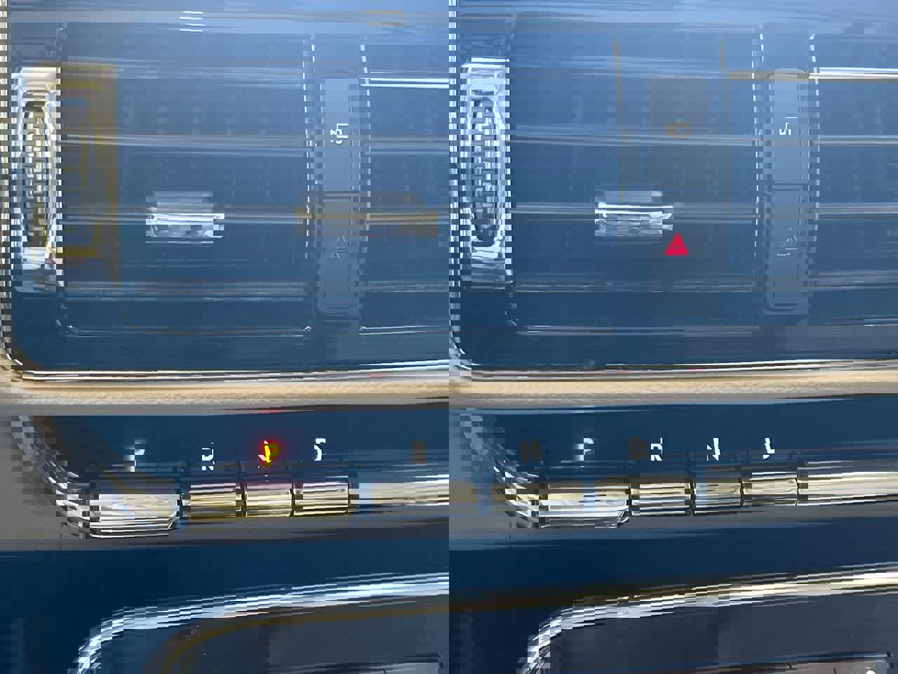 Used 2022 Lincoln Navigator L Reserve AWD/4WD image 20