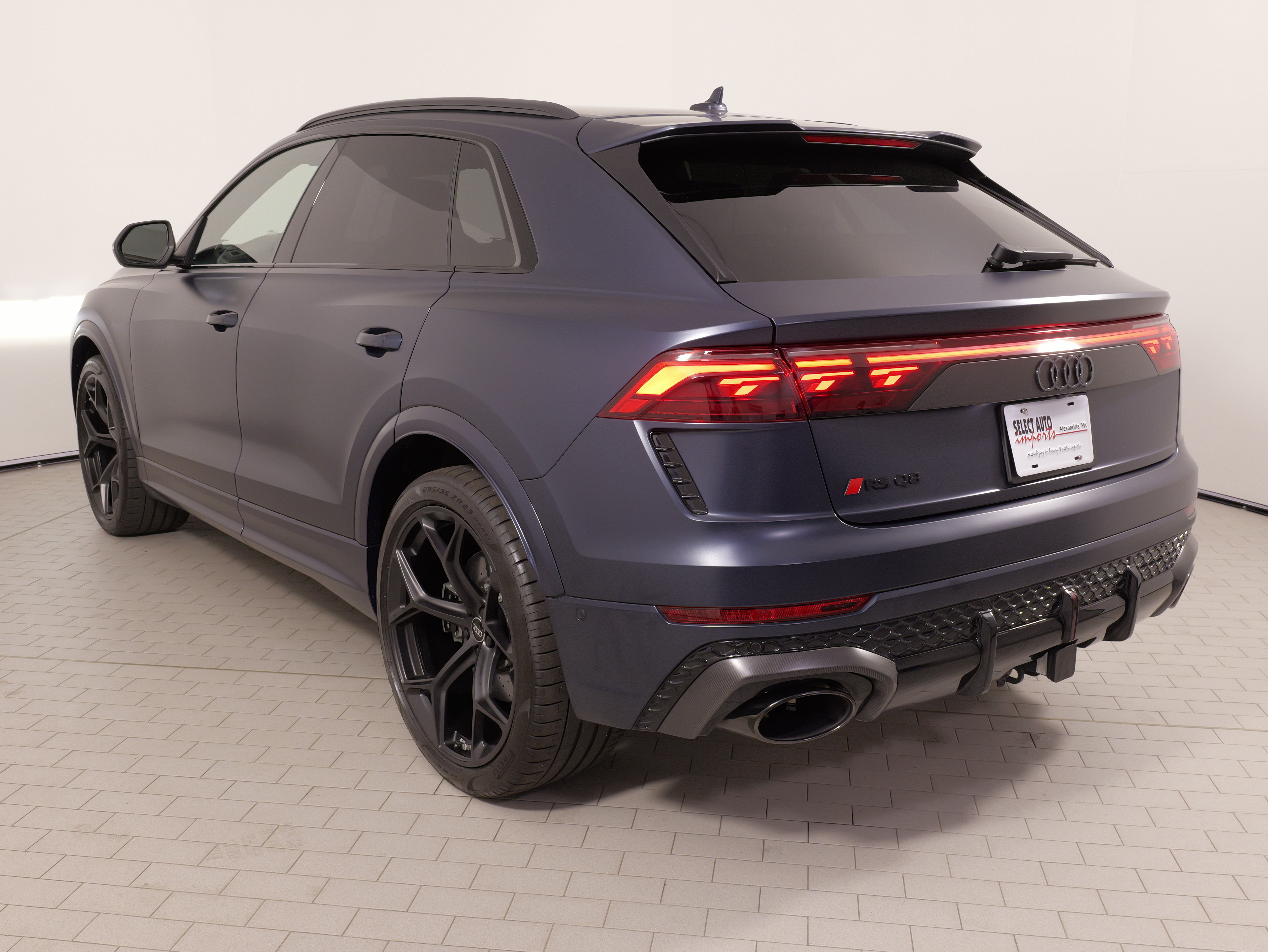 Used 2025 Audi RS Q8 performance AWD/4WD image 17