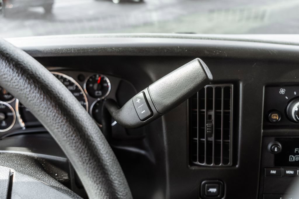 Used 2024 GMC Savana 2500 w/ Driver Convenience Package image 22