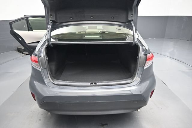 Used 2025 Toyota Corolla LE FWD image 20