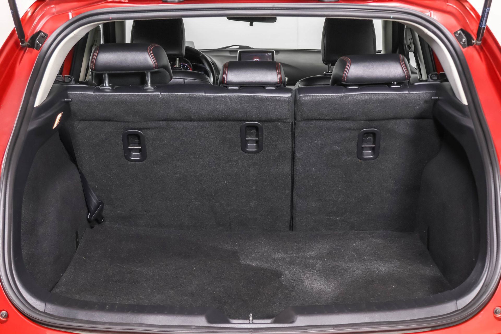 Used 2014 MAZDA MAZDA3 s Touring image 41