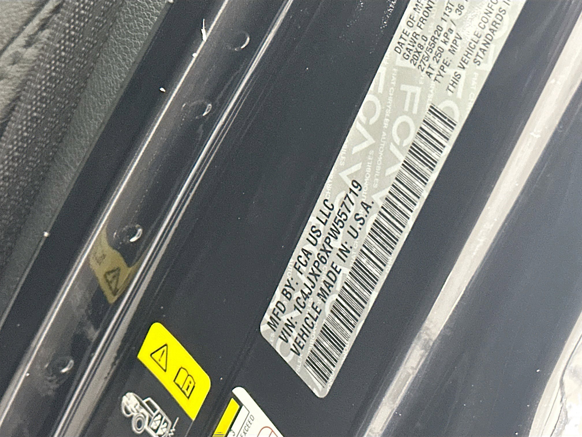 Used 2023 Jeep Wrangler Sahara image 12