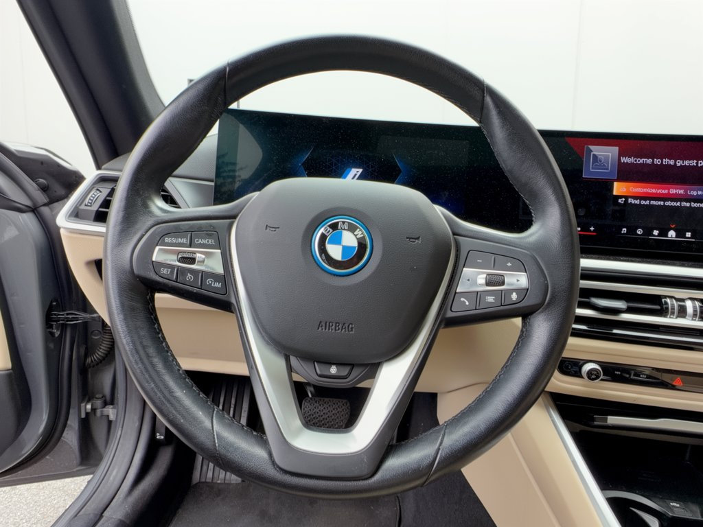 Certified 2024 BMW i4 eDrive40 w/ Premium Package RWD image 10
