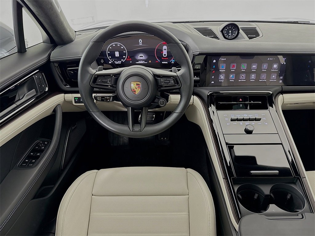 Certified 2025 Porsche Panamera GTS image 27