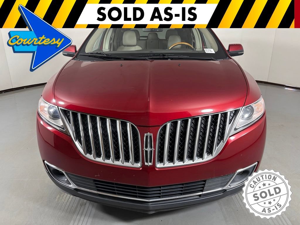 Used 2013 Lincoln MKX AWD image 3