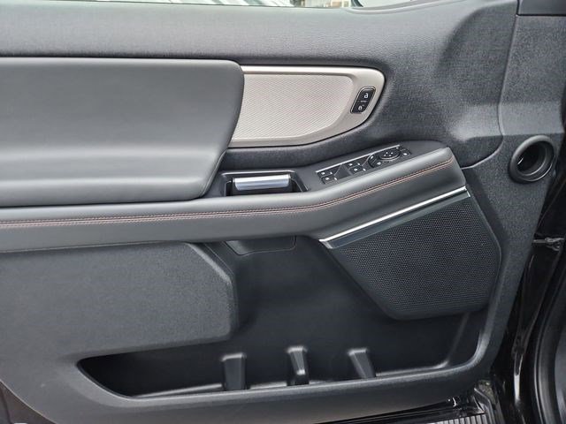 Used 2025 Ford Expedition Max Active image 18