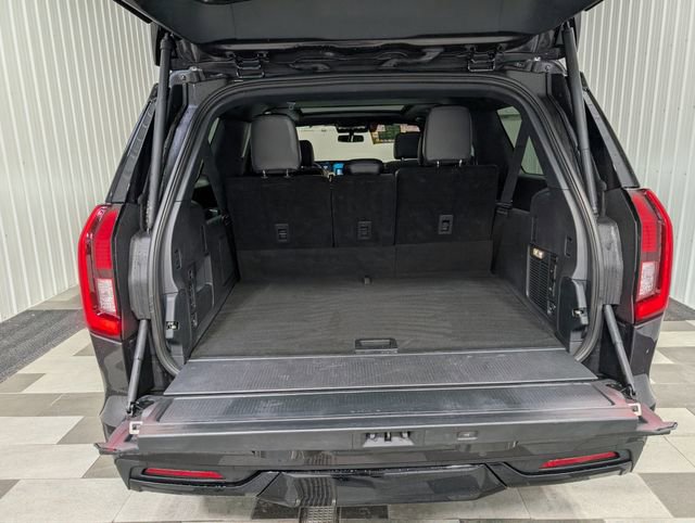 Used 2025 Ford Expedition Max Platinum w/ Stealth Appearance Package AWD/4WD image 26