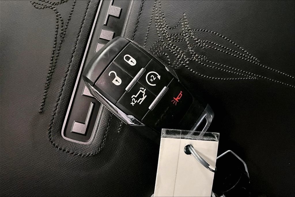 Used 2024 RAM 3500 Limited image 13