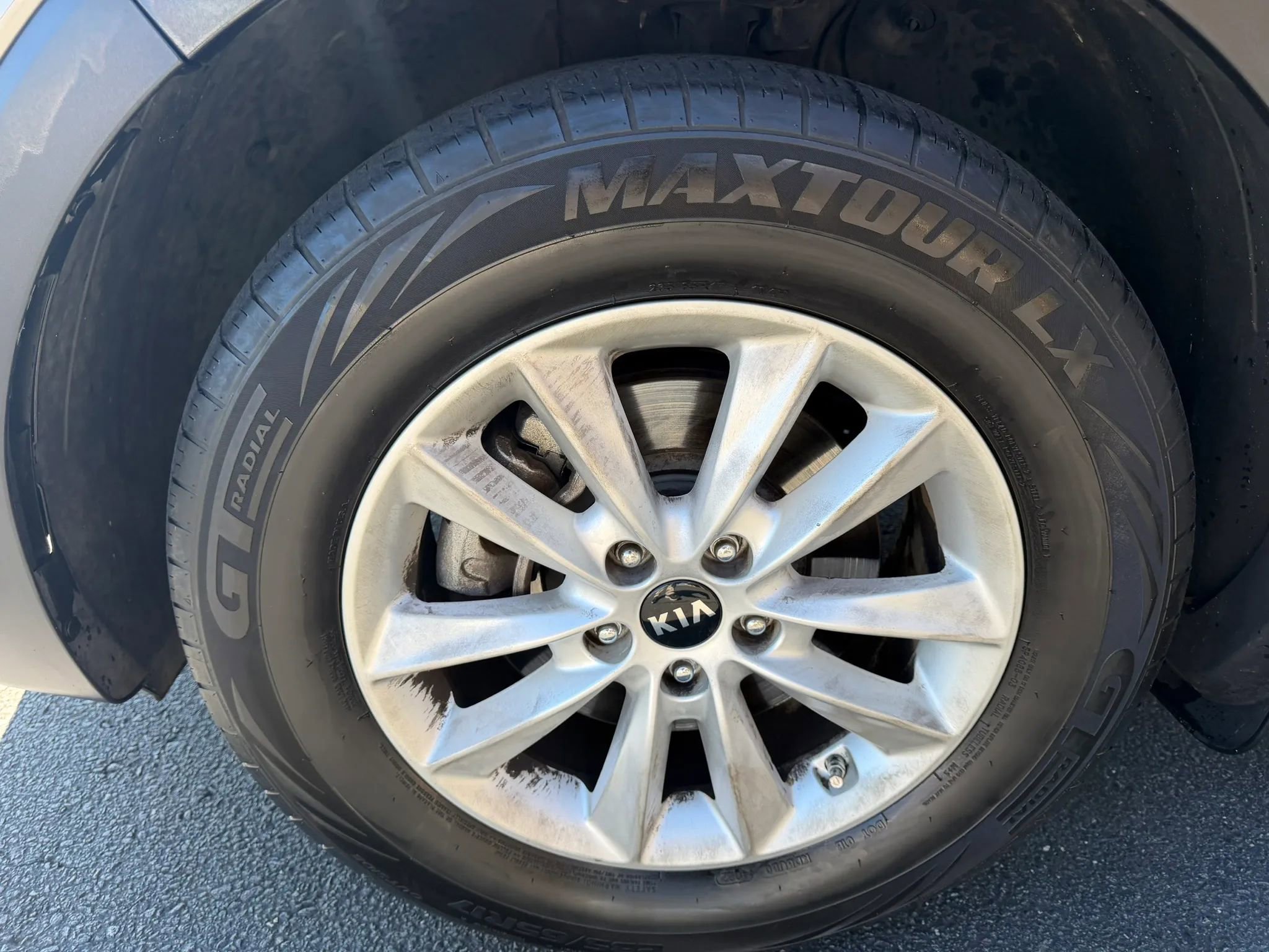 Used 2019 Kia Sorento LX w/ LX Convenience Package image 28