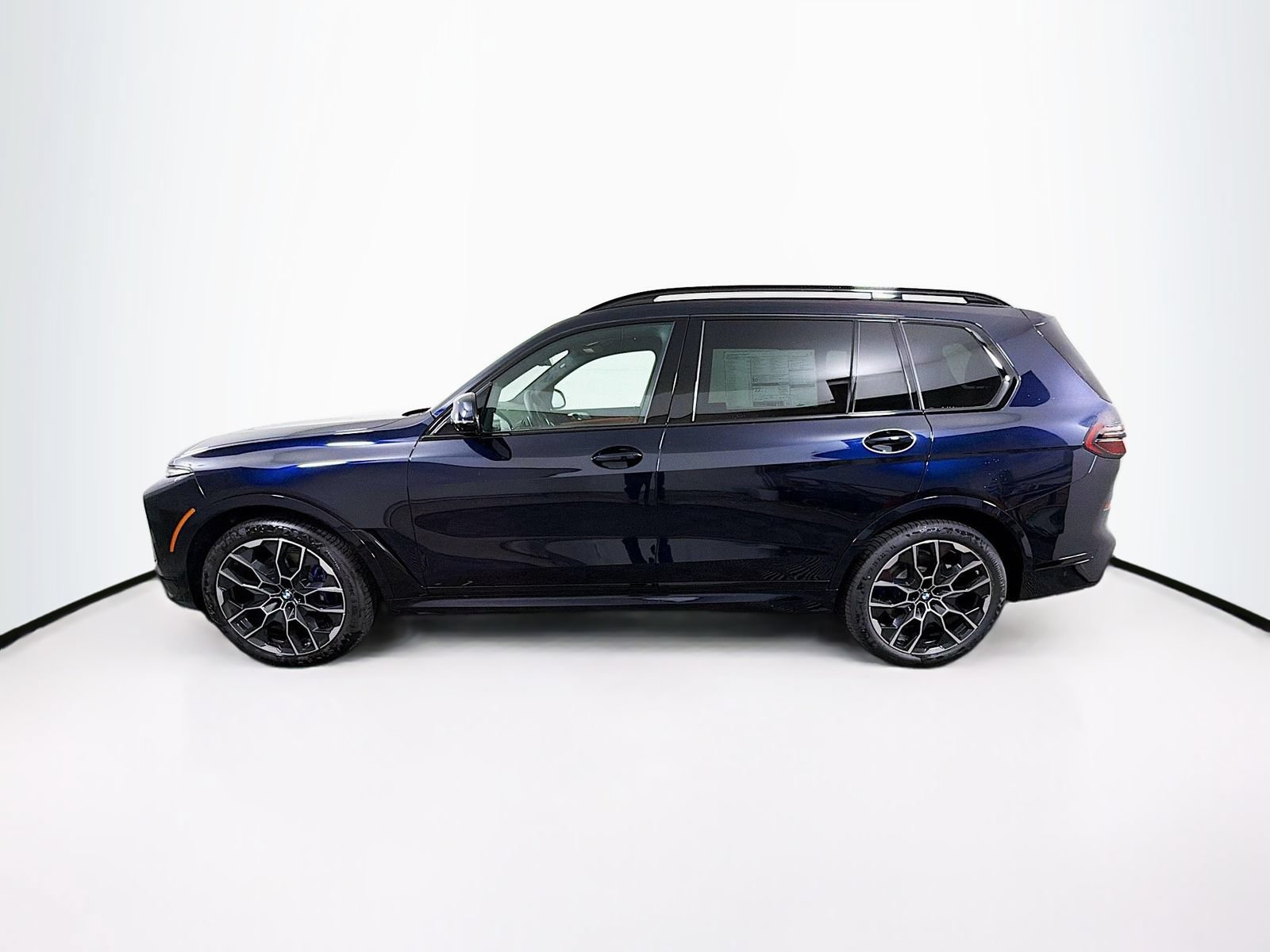New 2027 BMW X7 xDrive40i w/ Executive Package AWD/4WD image 4