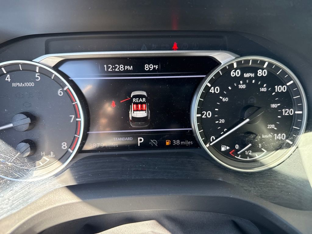 Used 2025 Nissan Rogue SV image 19