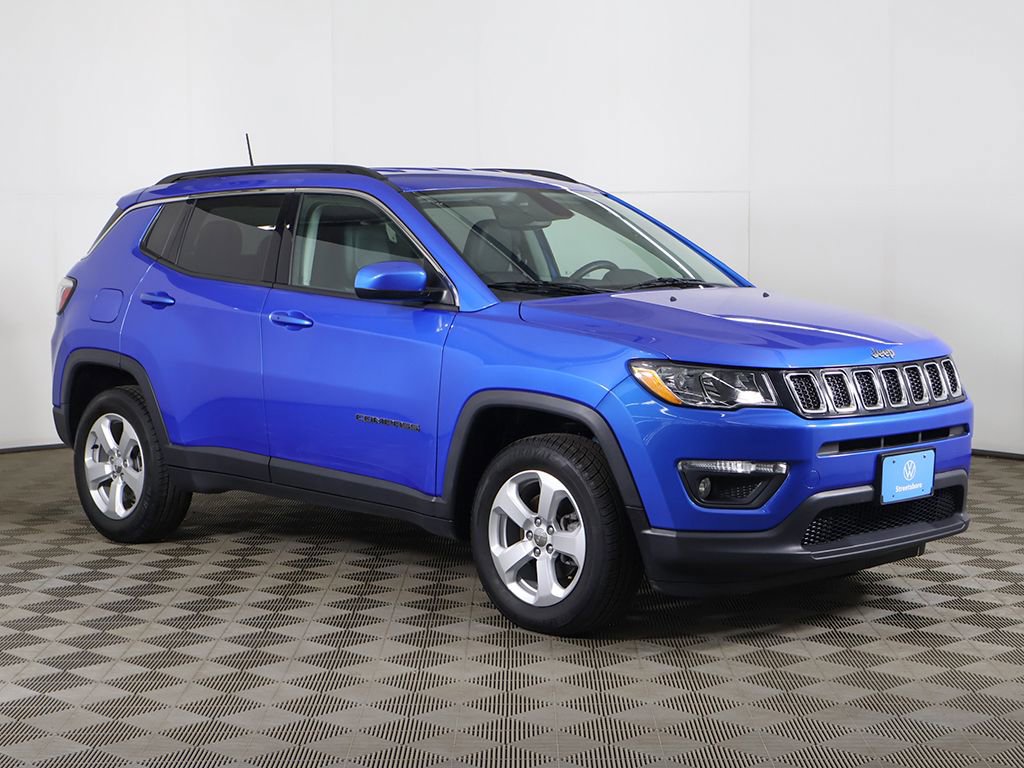 Used 2019 Jeep Compass Latitude AWD/4WD image 2