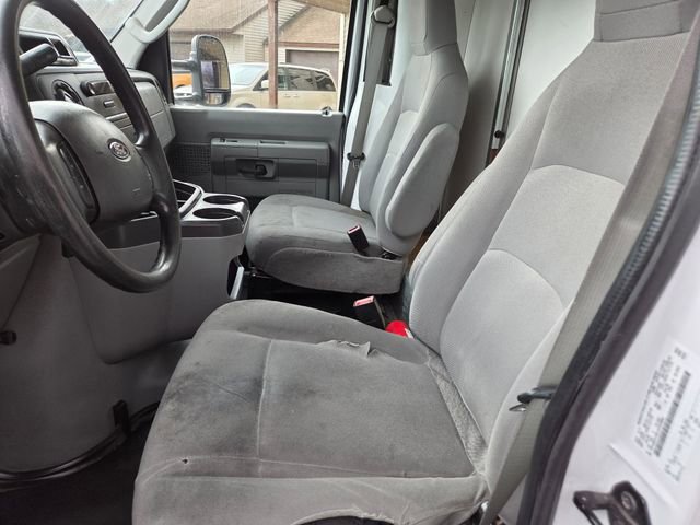 Used 2018 Ford E-350 and Econoline 350 Super Duty w/ Power Windows & Locks Group RWD image 17