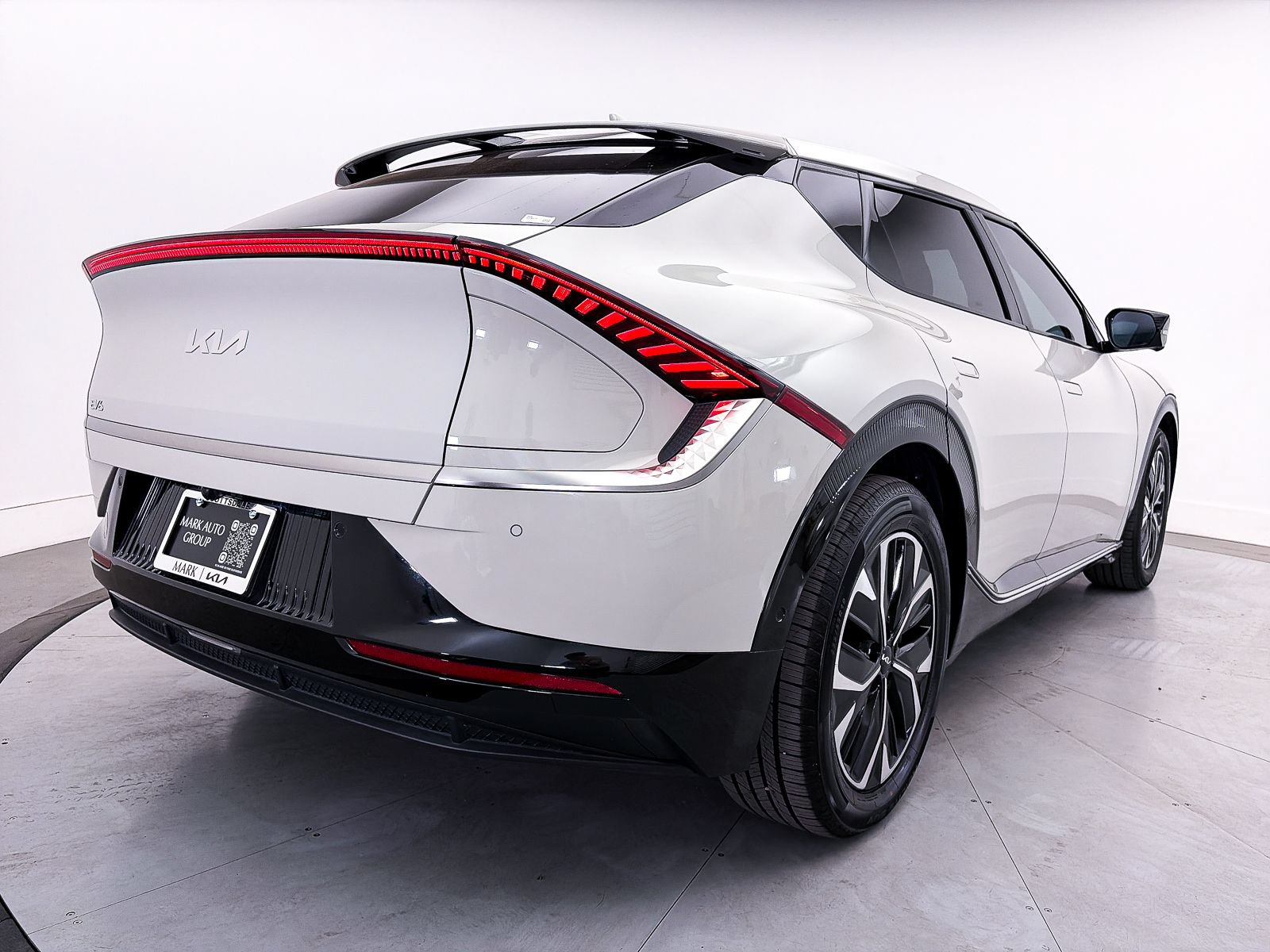 Certified 2023 Kia EV6 Wind w/ Wind Technology Package RWD image 16