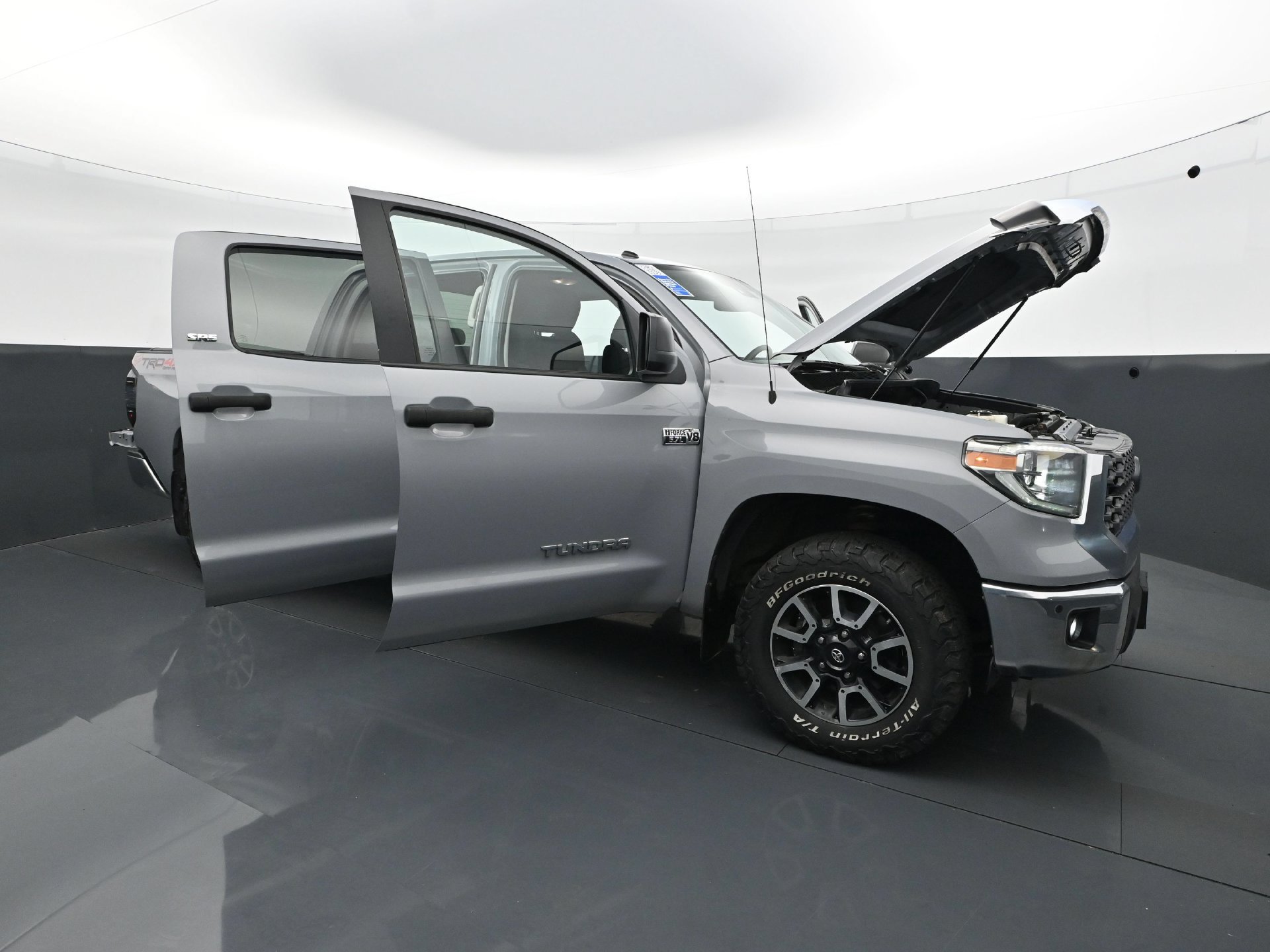 Used 2018 Toyota Tundra SR5 AWD/4WD image 37