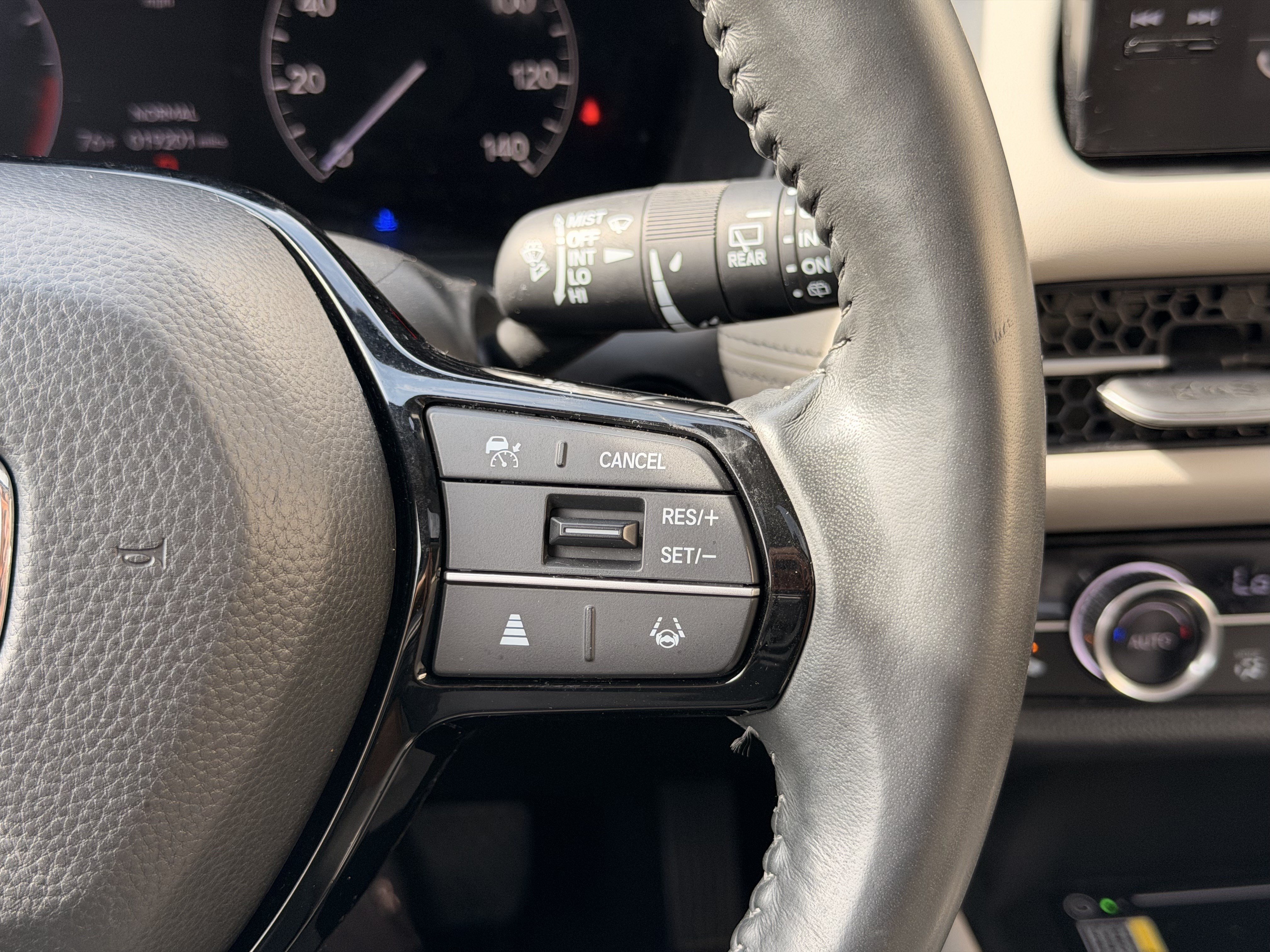 Certified 2024 Honda HR-V EX-L image 25
