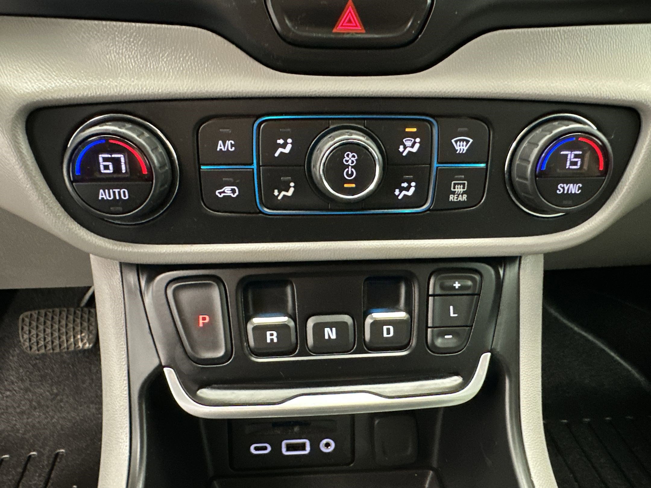 Certified 2019 GMC Terrain SLT AWD/4WD image 16