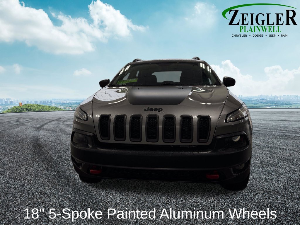Used 2018 Jeep Cherokee Trailhawk w/ Comfort & Convenience Group AWD/4WD image 9