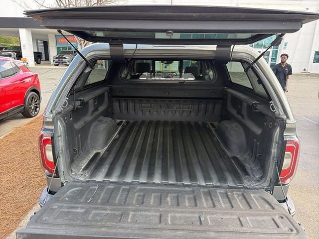 Used 2017 GMC Sierra 1500 Denali image 9