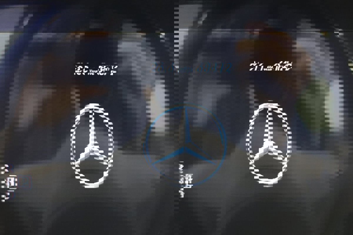 Used 2020 Mercedes-Benz S 560 4MATIC Sedan image 12