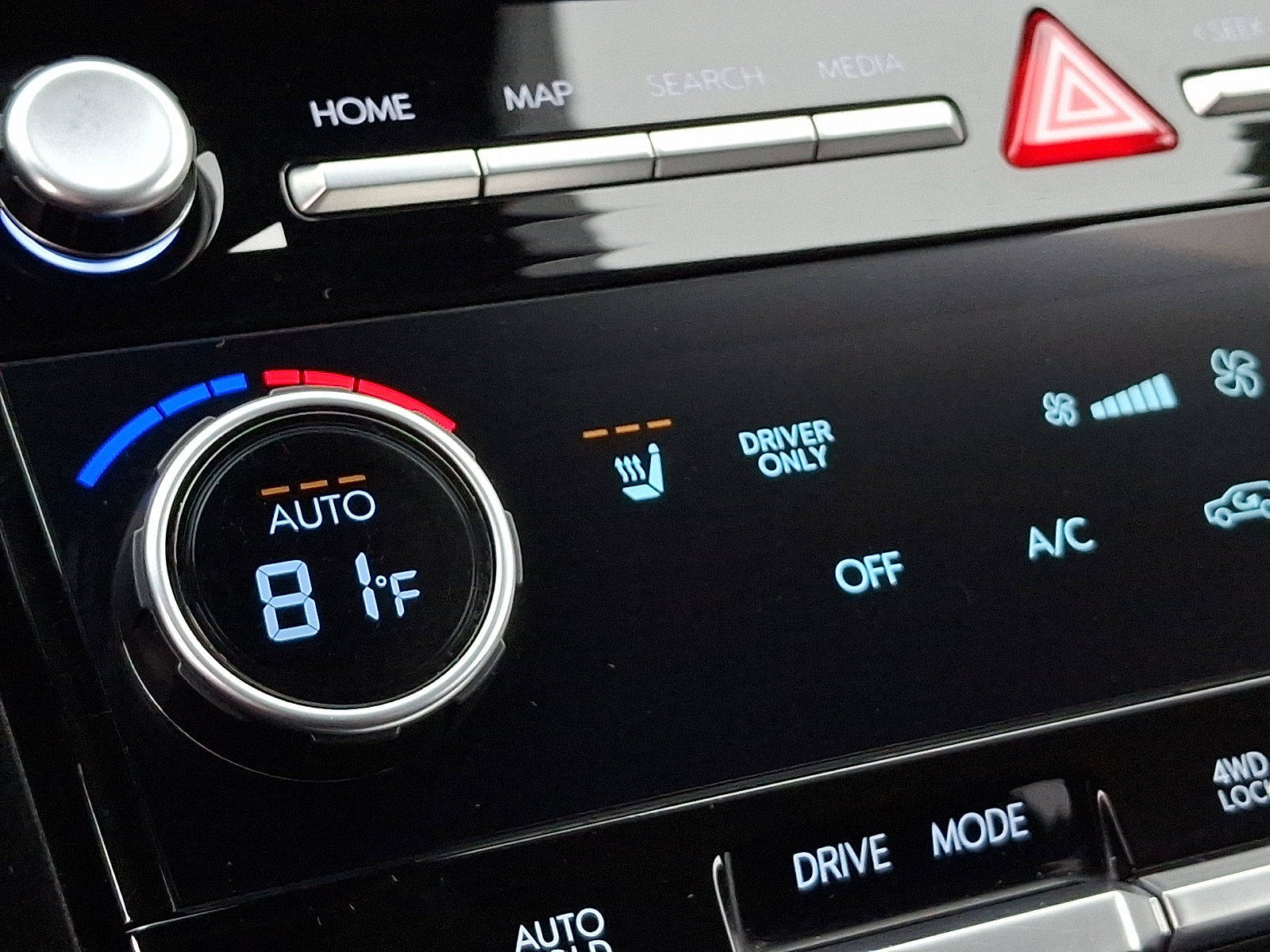 Used 2025 Hyundai Santa Fe SEL image 26