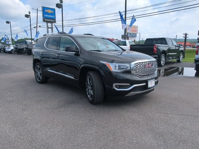Used 2018 GMC Acadia Denali w/ Technology Package AWD/4WD image 5