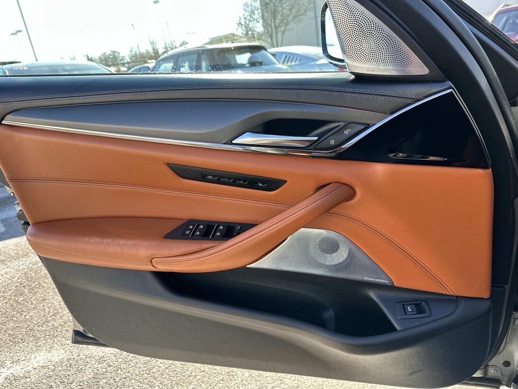 Used 2019 BMW M5 w/ Executive Package image 23