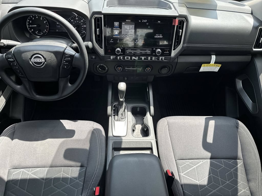 Used 2025 Nissan Frontier SV AWD/4WD image 9