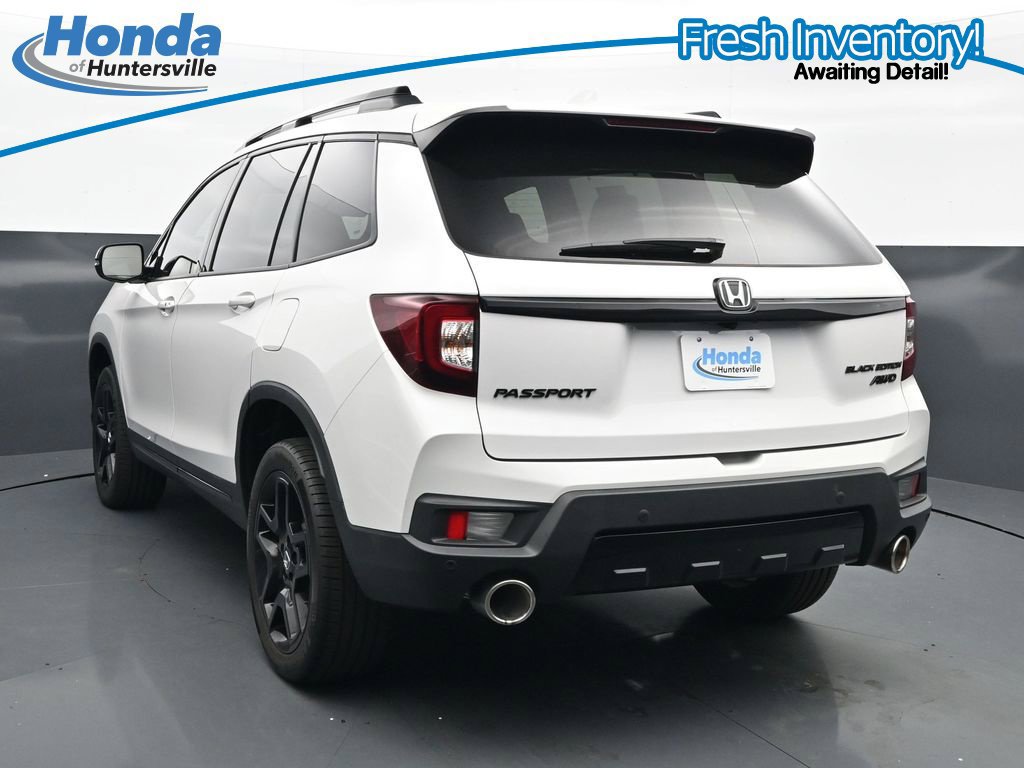 Used 2024 Honda Passport Black Edition image 7