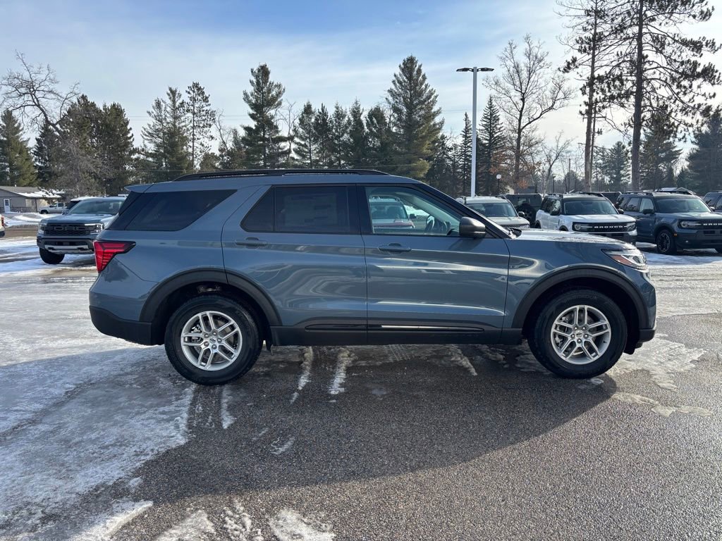 New 2026 Ford Explorer Active image 2