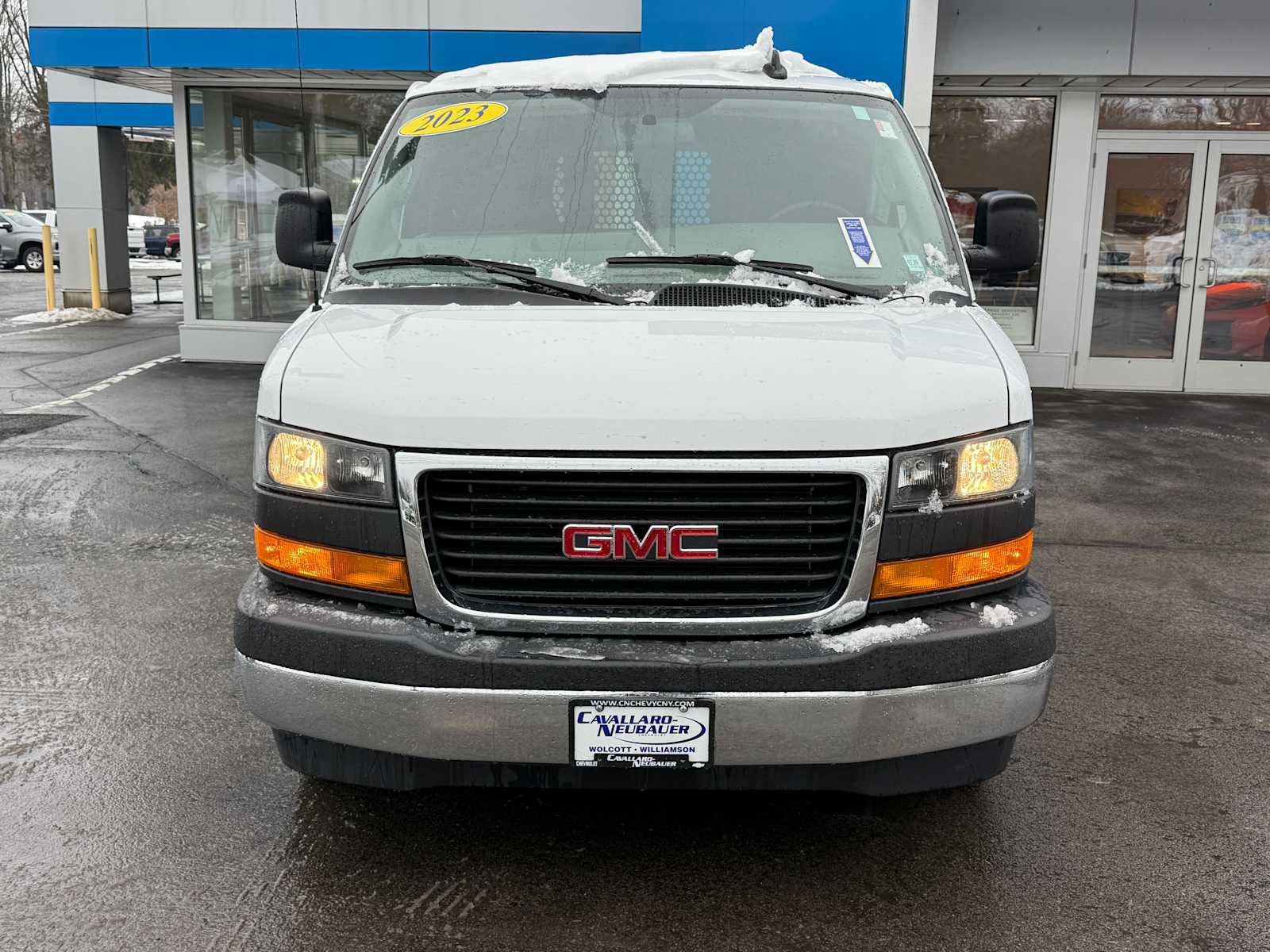 Used 2023 GMC Savana 2500 w/ Driver Convenience Package image 2