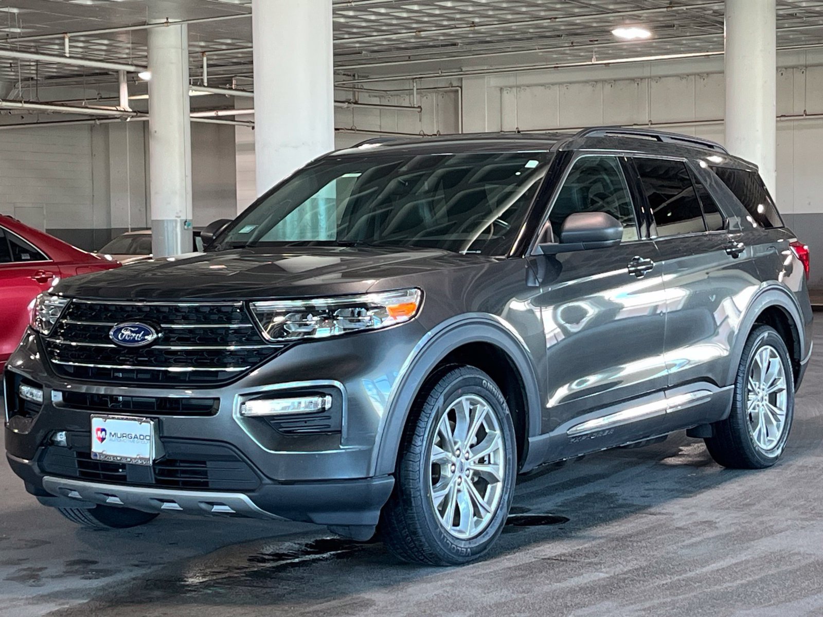 Used 2020 Ford Explorer XLT w/ Equipment Group 202A AWD/4WD image 4
