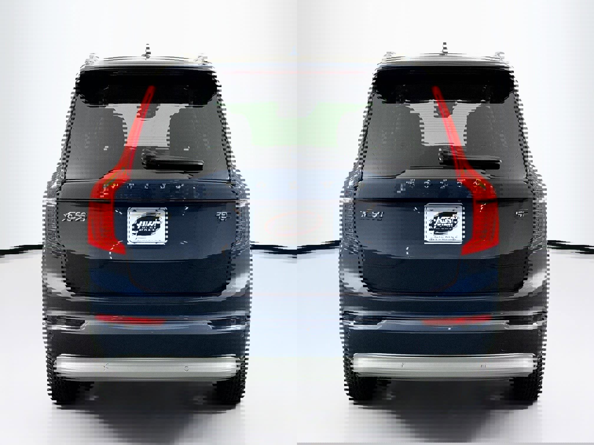 Used 2022 Volvo XC90 T5 Momentum image 10