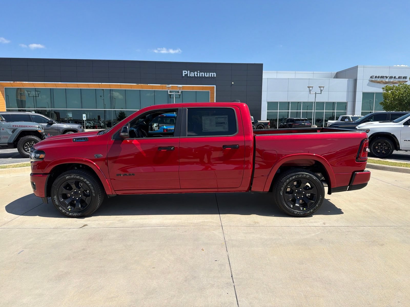 New 2027 RAM 1500 4x4 Crew Cab video 2