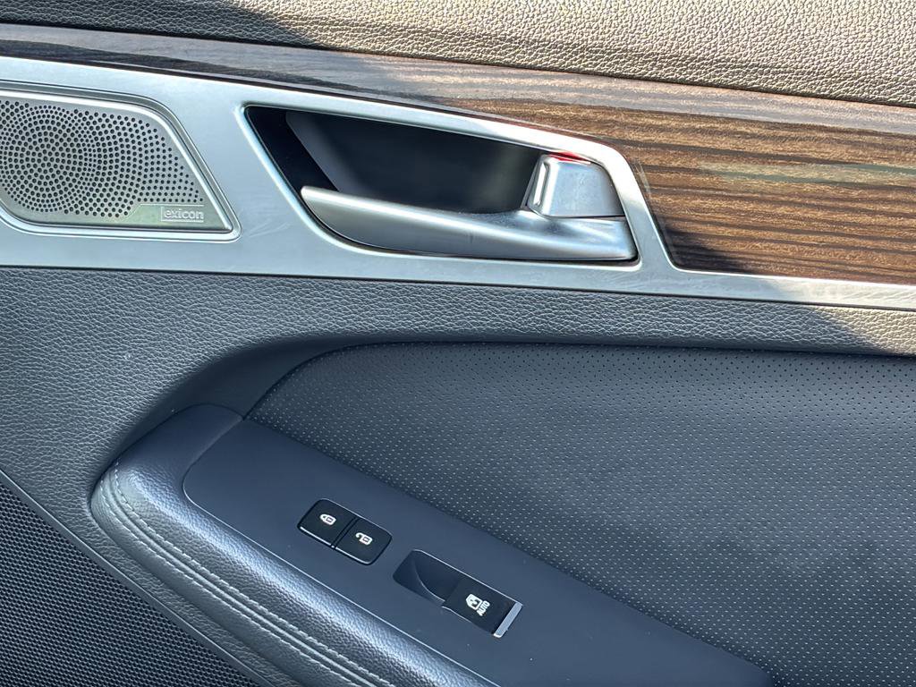 Used 2018 Genesis G80 3.8 w/ Option Group 02 image 38