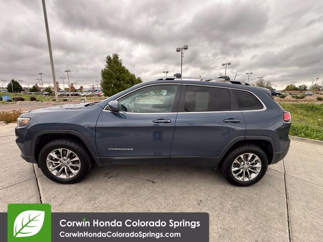 Used 2021 Jeep Cherokee Latitude Plus w/ Mopar Interior Package AWD/4WD image 5