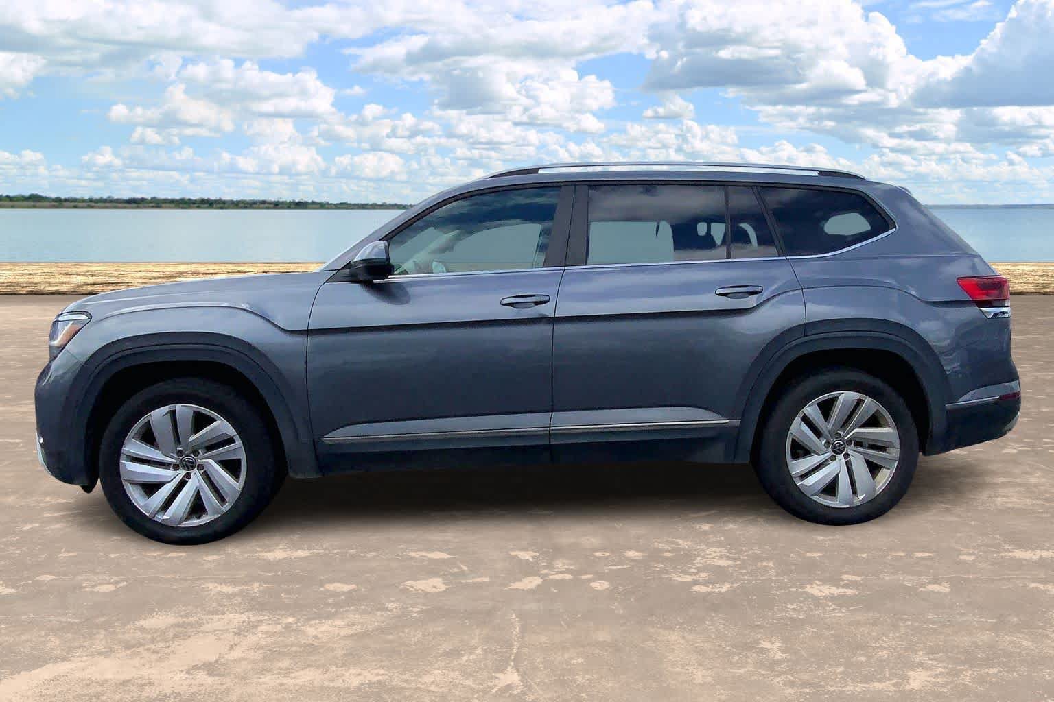 Used 2021 Volkswagen Atlas SEL w/ MDO Package (Bench Seat) AWD/4WD image 3