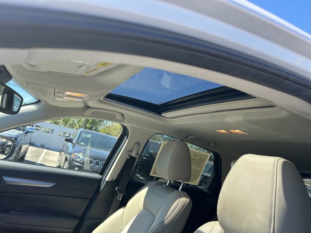 Used 2017 MAZDA CX-5 Touring w/ Preferred Equipment Package image 10